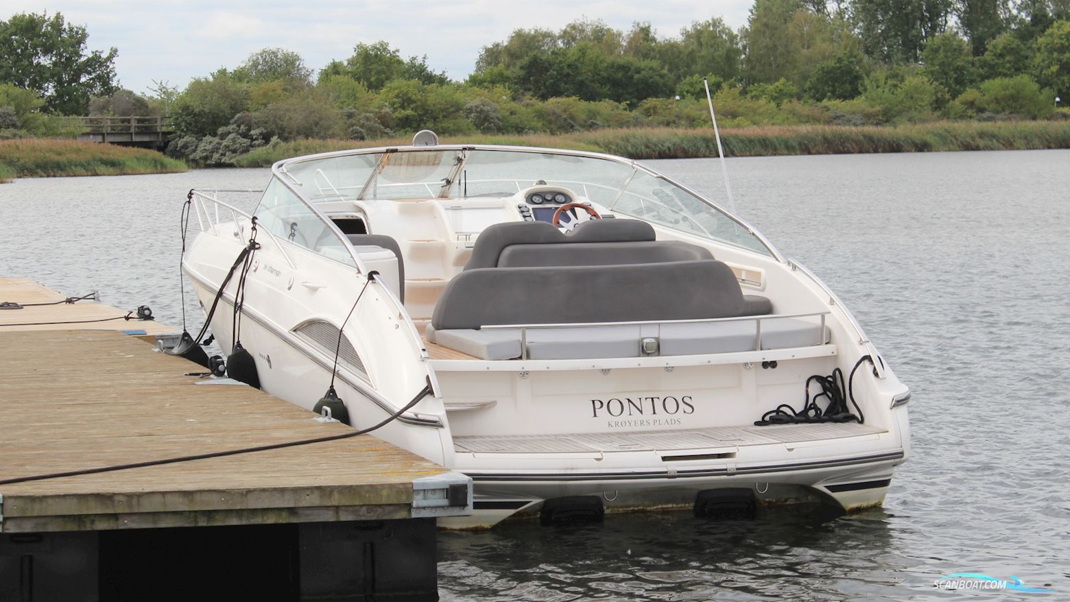 Windy Khamsin 34 Sun Lounge