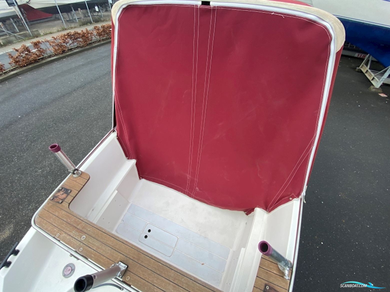 With 528 HT Hardtopbåd