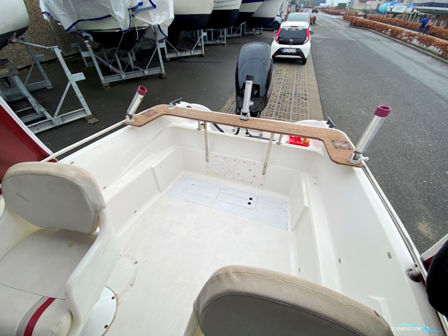 With 528 HT Hardtopbåd