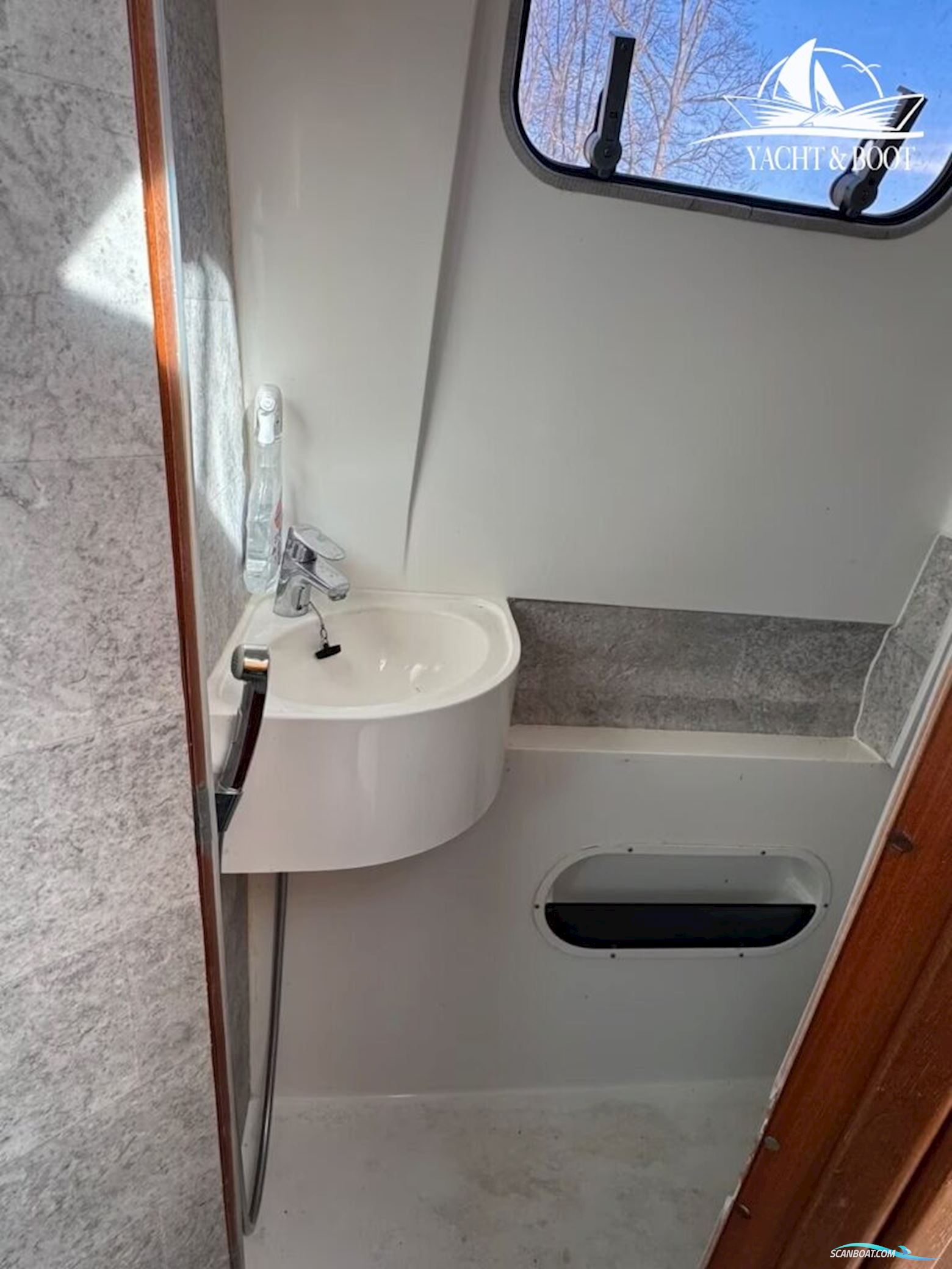 Woterfitz Werft Voyager 860