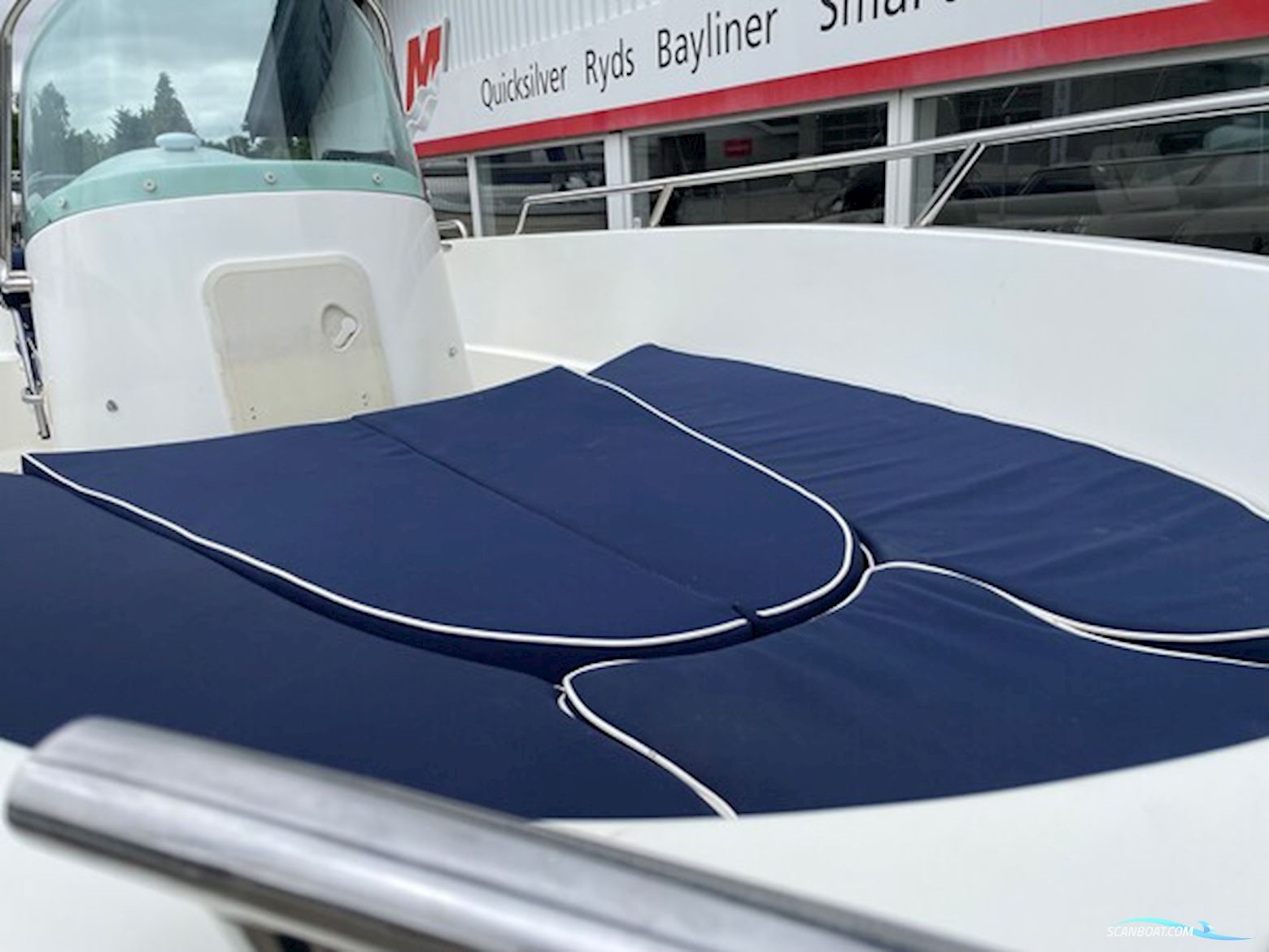 X enes Explorer 570 med Mercury 115 HK Optimax og Tysse Bådtrailer