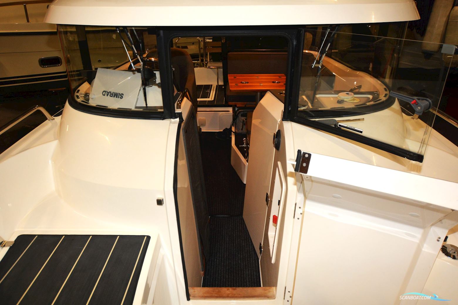 XO 270 RS Cabin