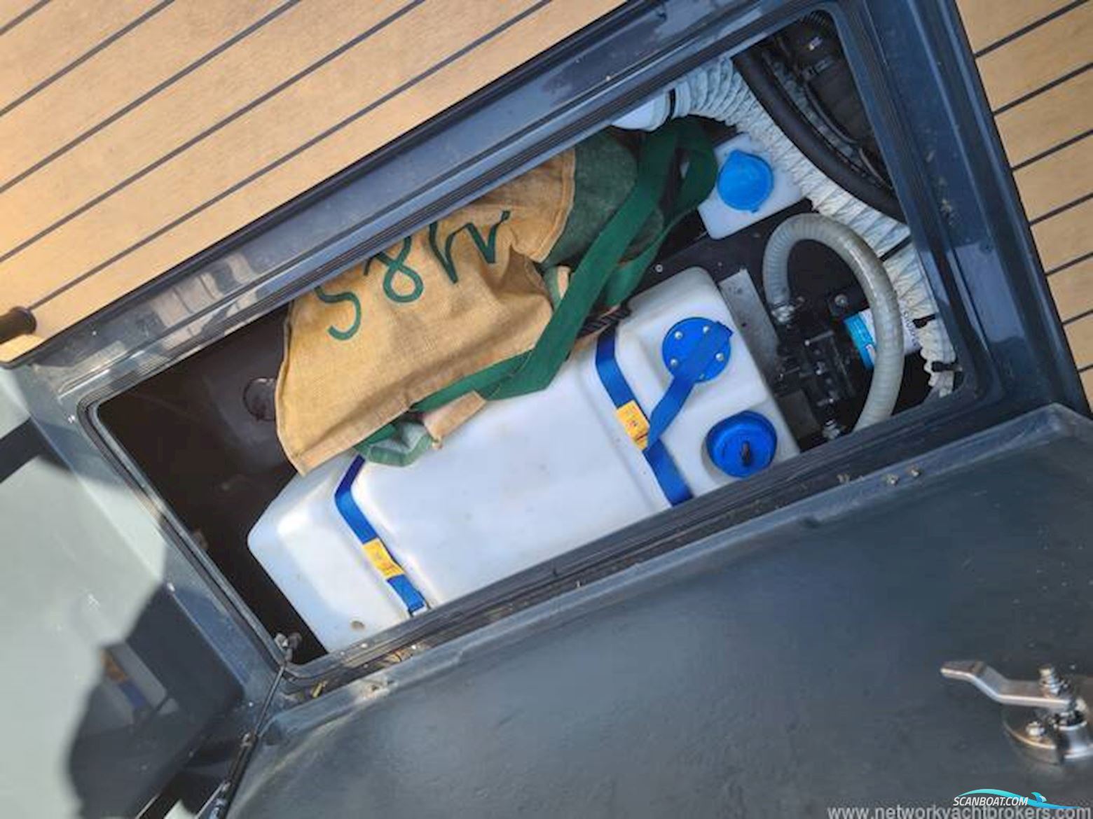 XO BOATS 10s Explorer Plus