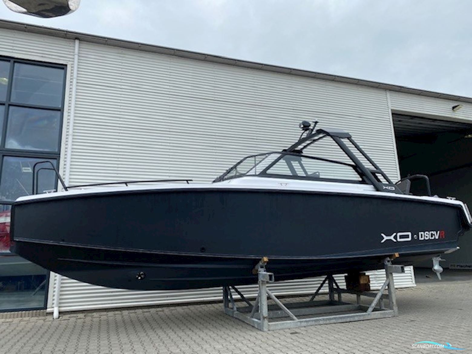 XO BOATS dscvr 9 targa