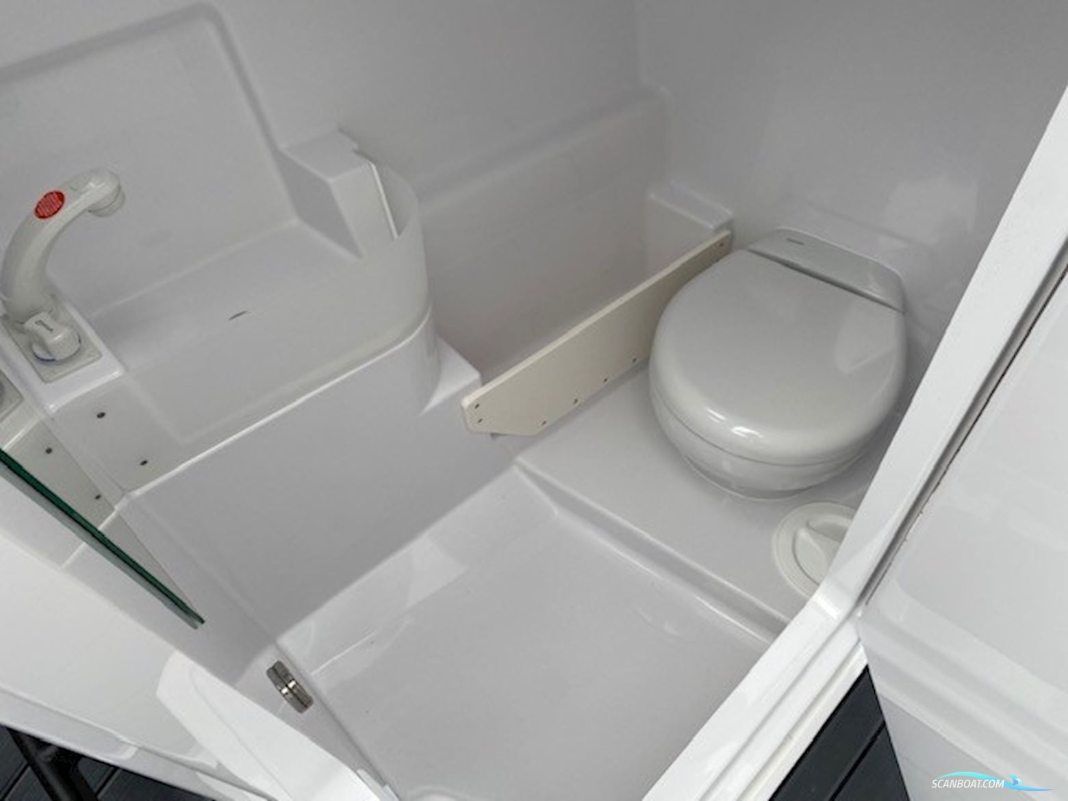 XO BOATS dscvr 9 targa