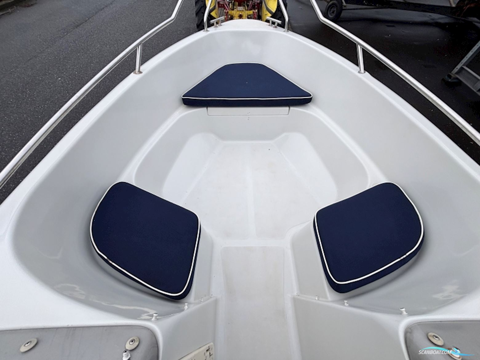 Yamarin 4730 BR Styrepultsbåd