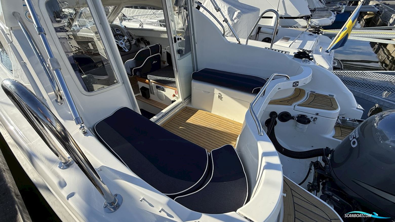 YAMARIN 68 CABIN