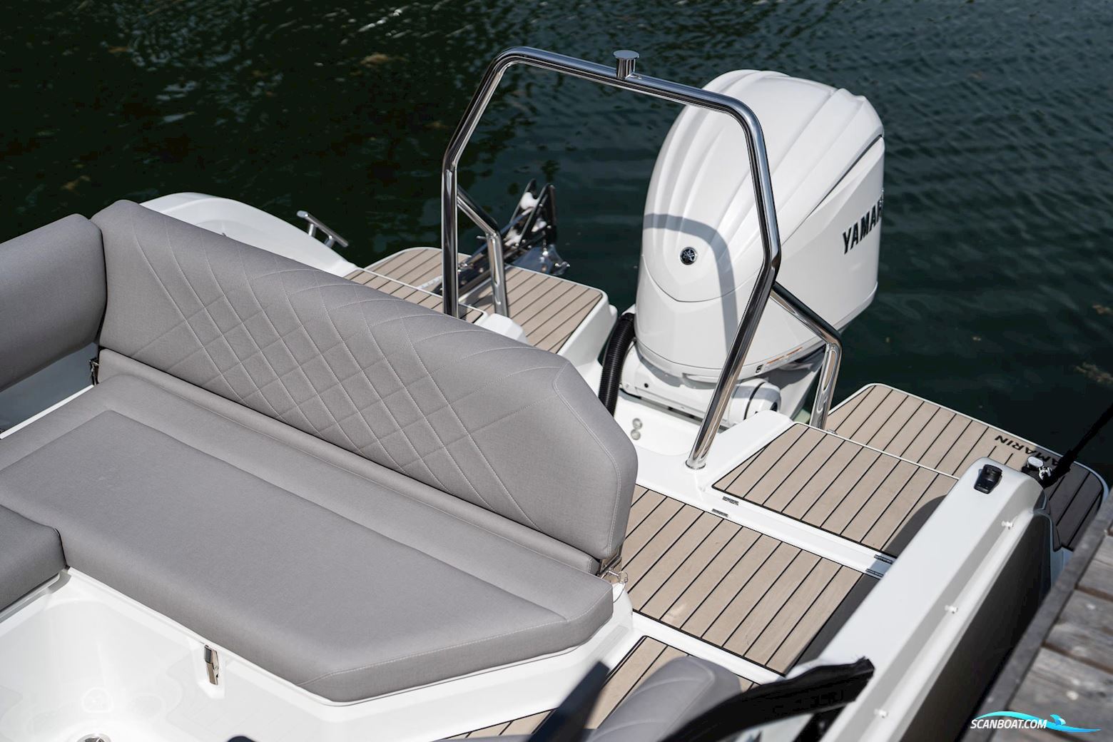 Yamarin 80 DC Mit Yamaha F300Xsb2 25 Betriebsstunden