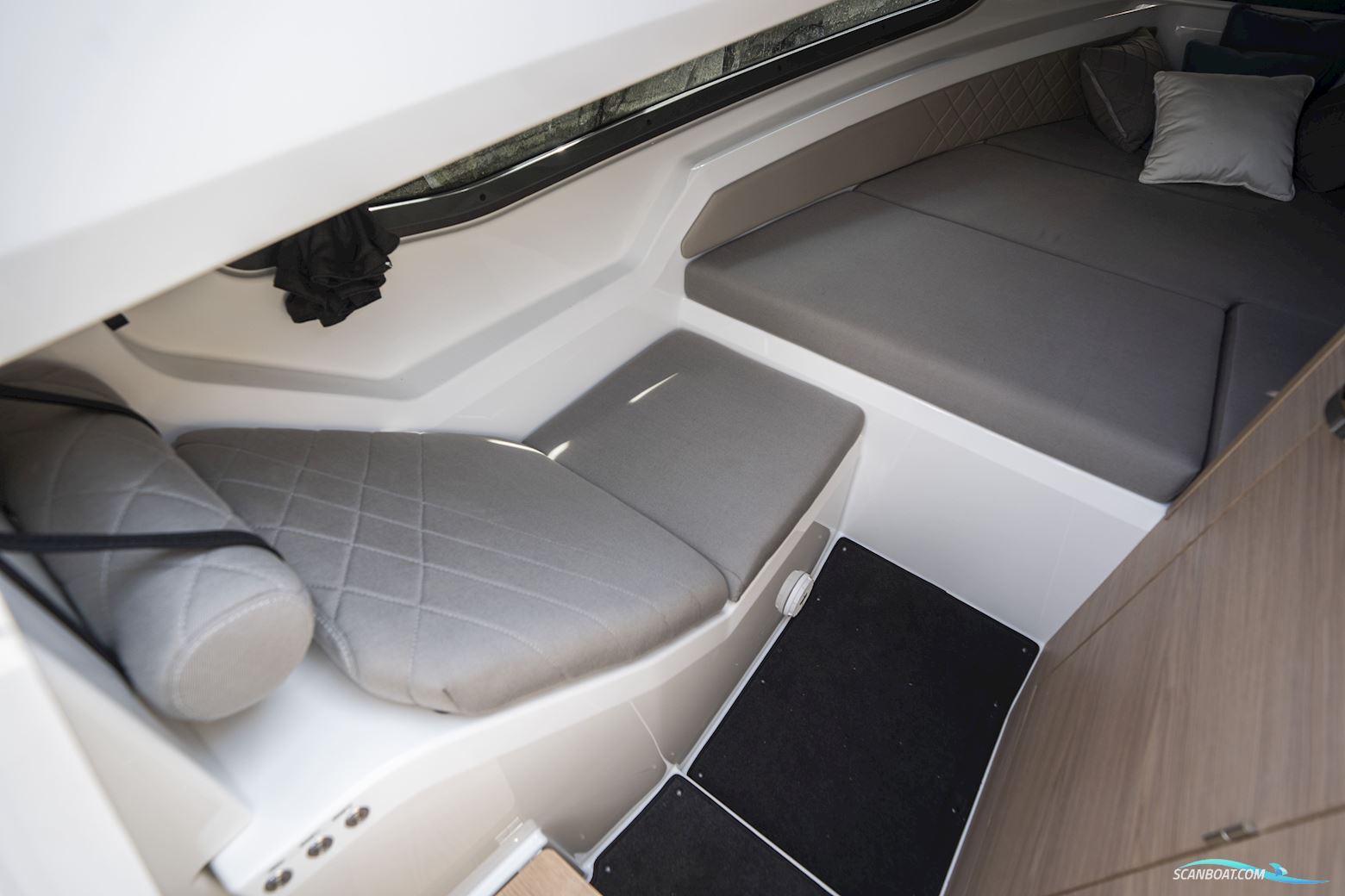 Yamarin 80 DC Mit Yamaha F300Xsb2 25 Betriebsstunden