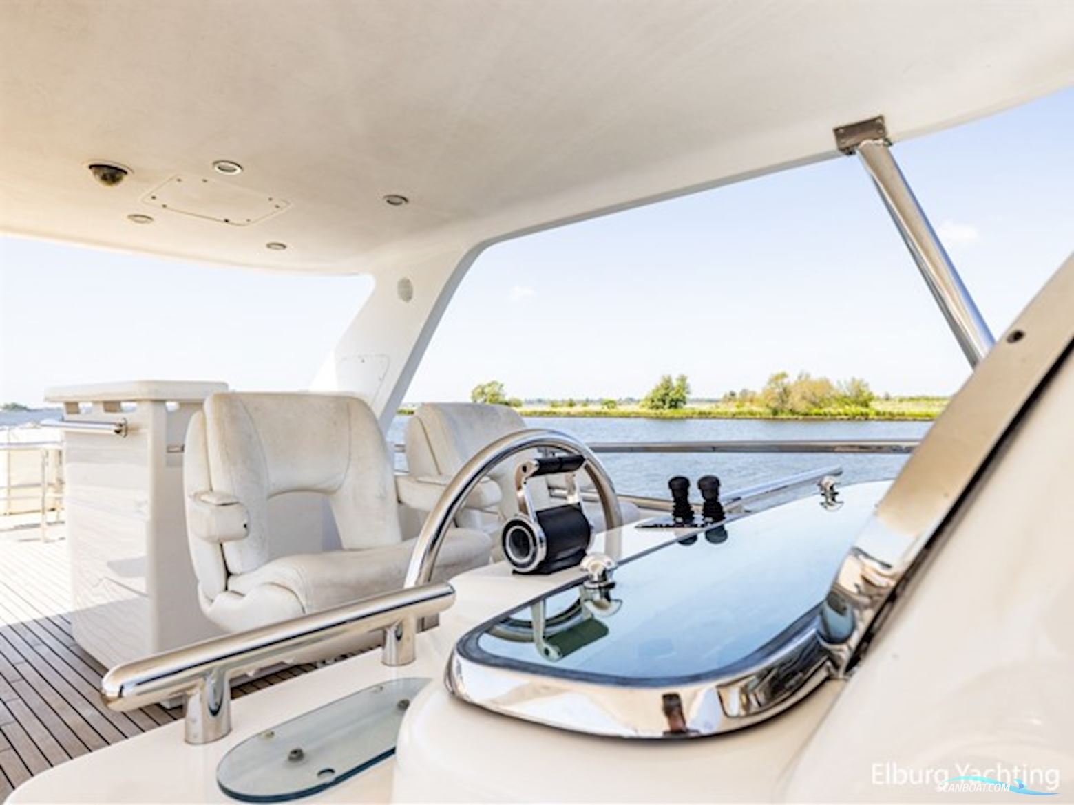 Yaretti 25.20 - Superior 