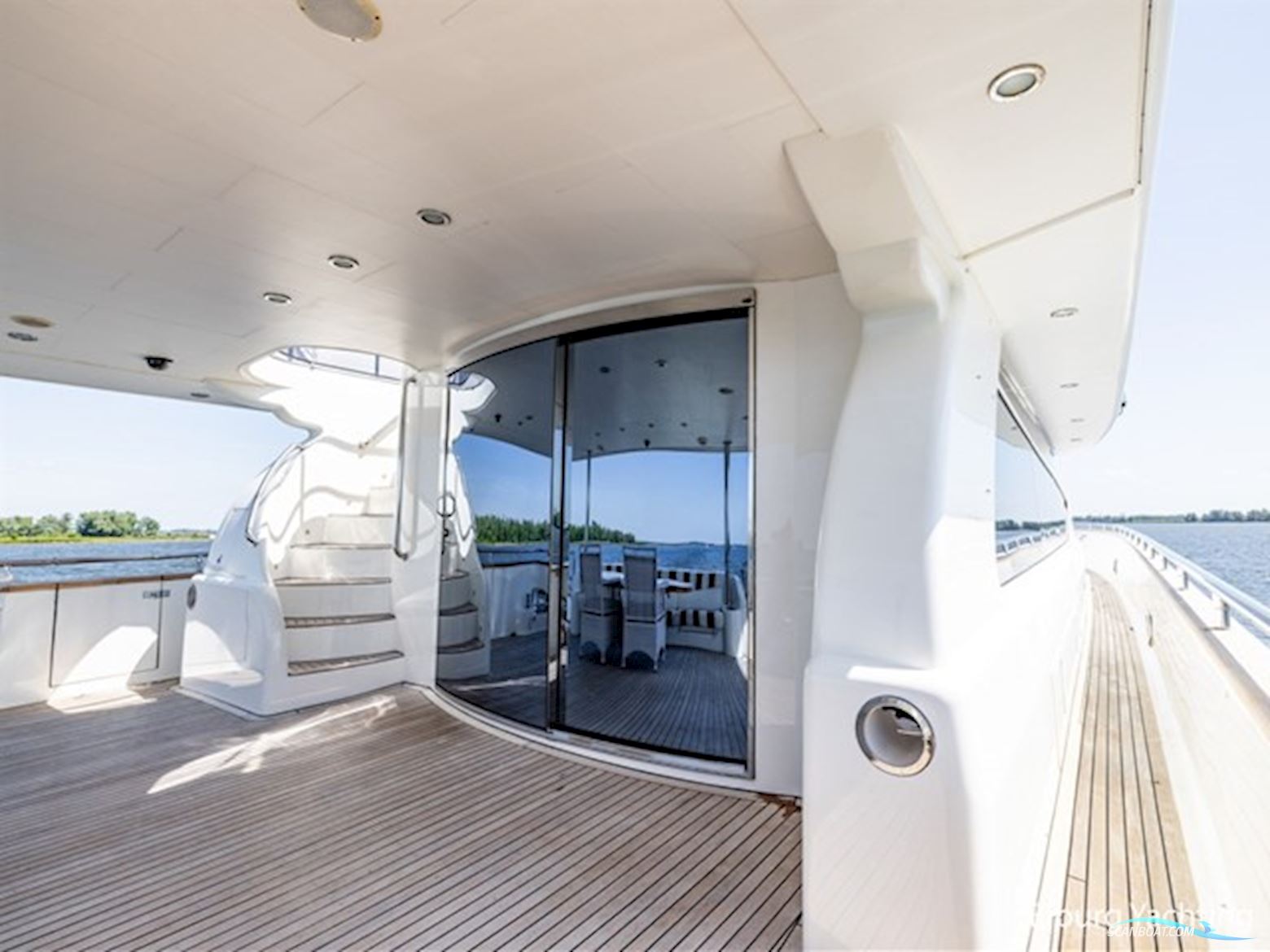 Yaretti 25.20 - Superior 