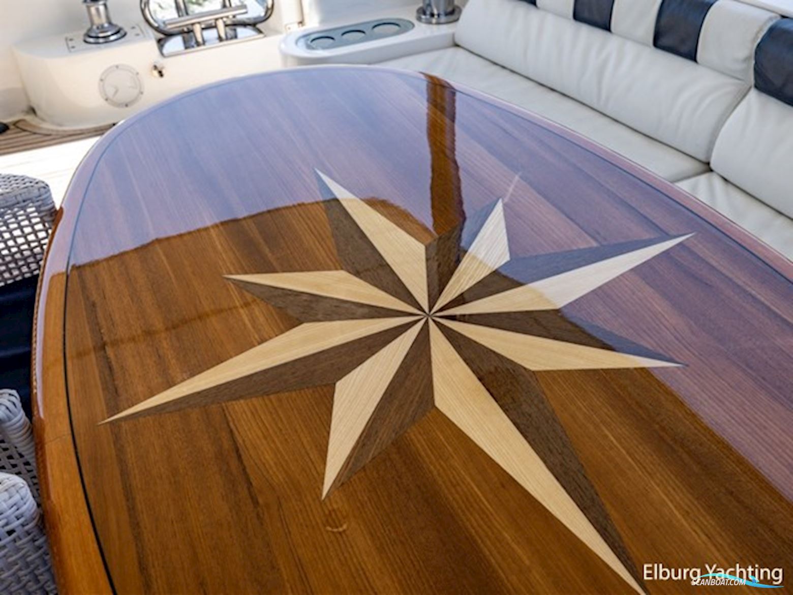 Yaretti 25.20 - Superior