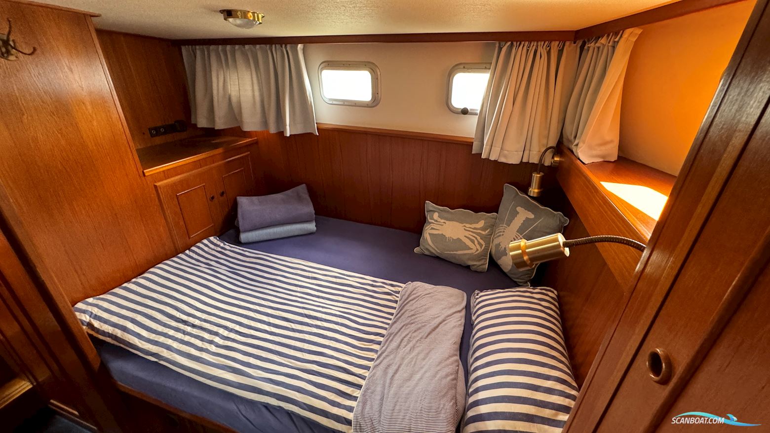 Z-Yacht 10,80 Curtevenne