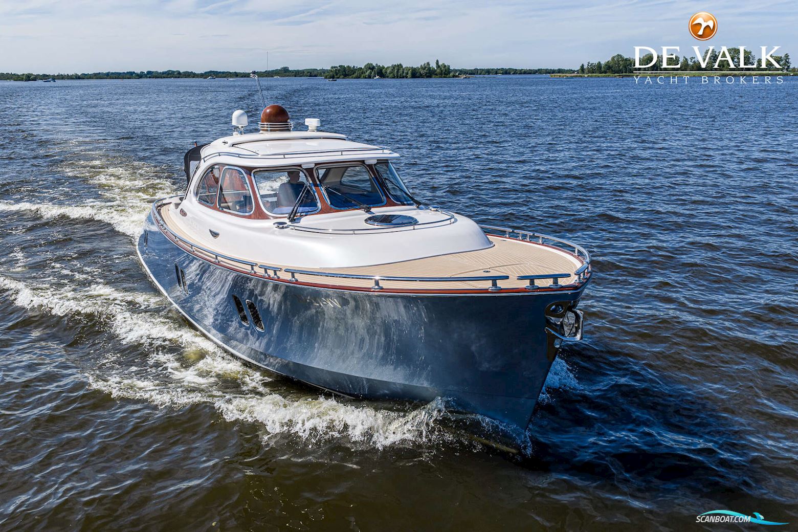 Zeelander Z44