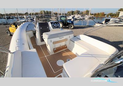 ZODIAC N-ZO 760 Motorboot 2018, mit Evinrude motor, Dänemark
