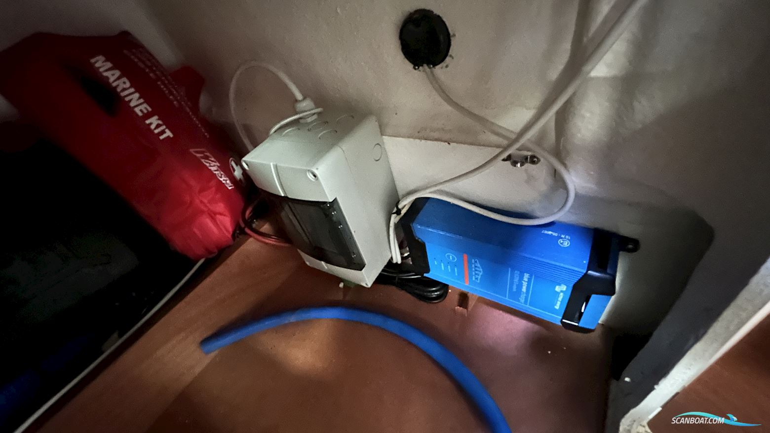  Jaenneau 605 Merry Fischer