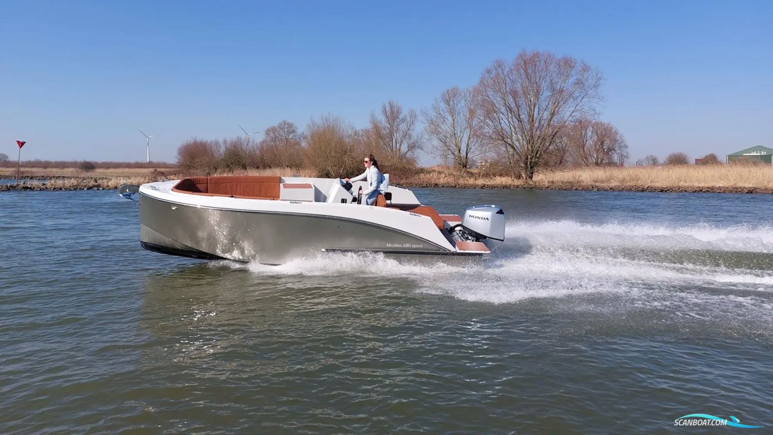  Maxima 680 Sport Lounge