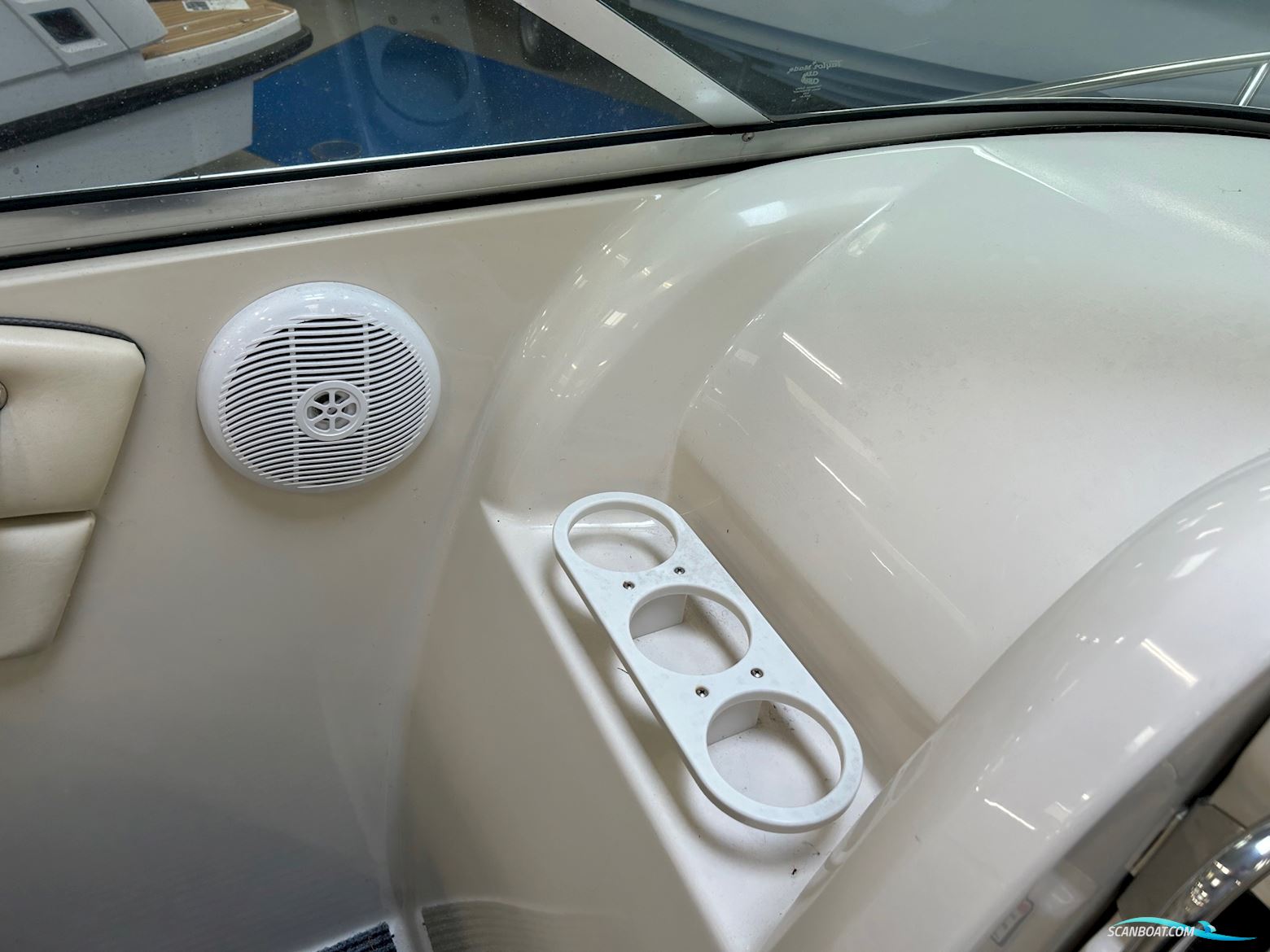  Searay 225 Weekender