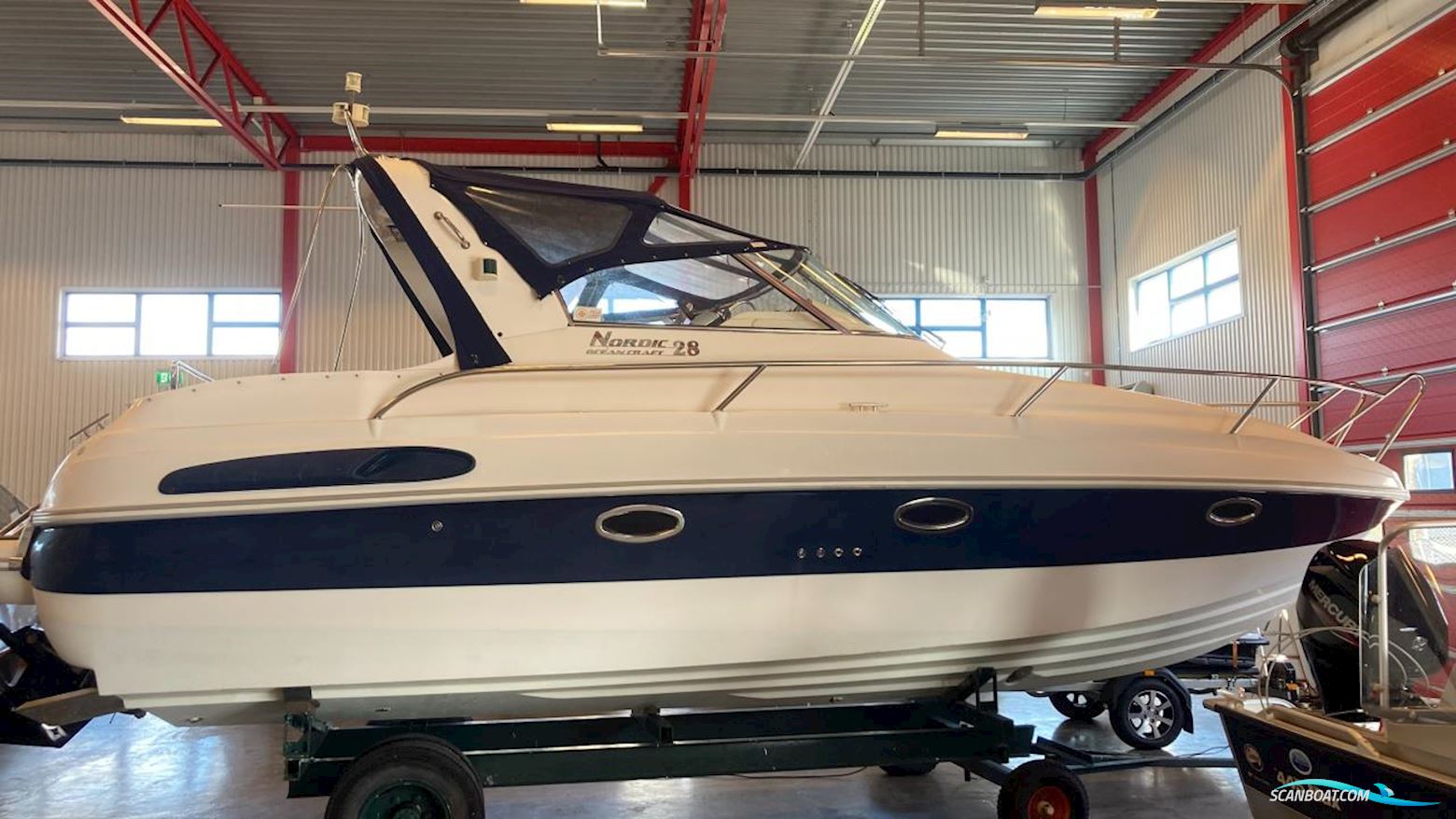 28 Sport Cruiser Motorboten 2006, met Mercuirser / Cummin motor, Sweden