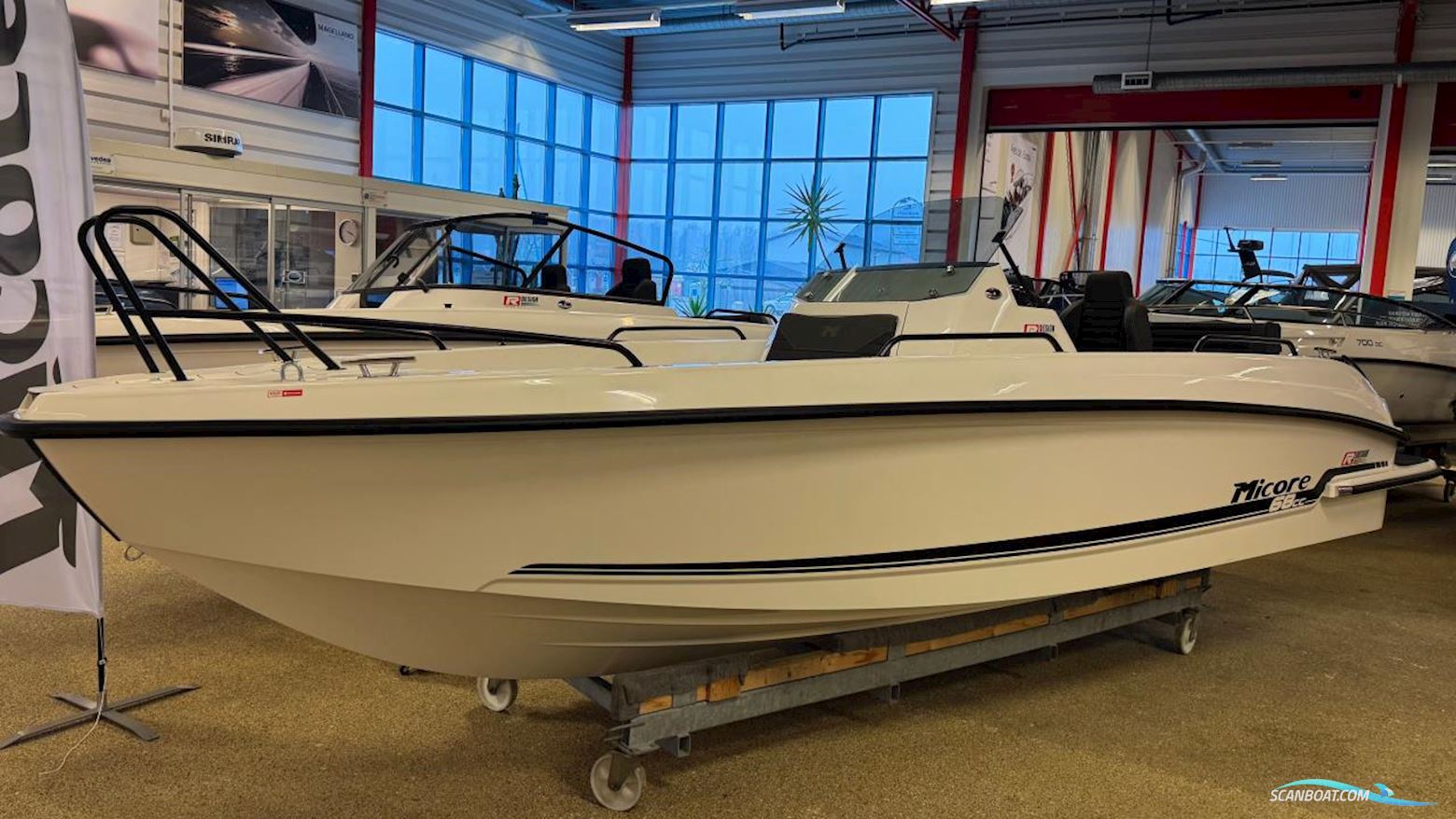 68 CC R-Design Motorboten 2026, met Mercury motor, Sweden