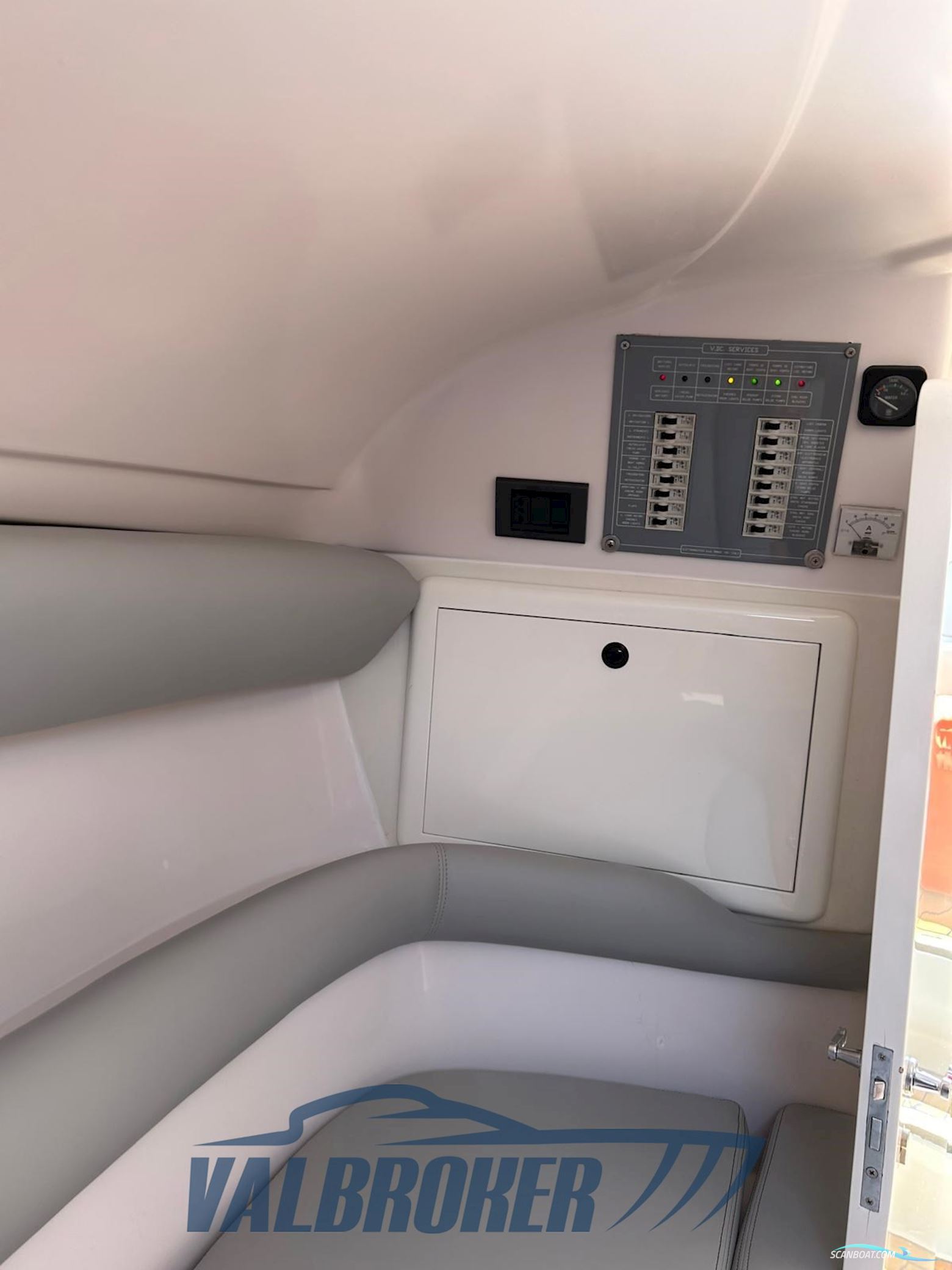 Abbate Tullio Superiority 32