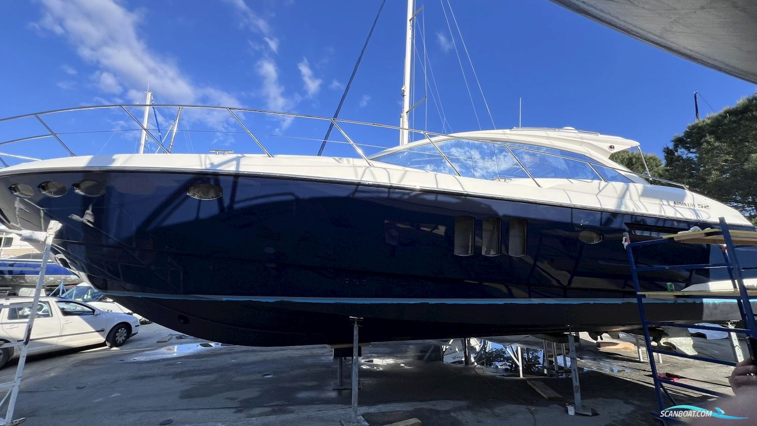 Absolute 52 HT - 2010 - Ips 600 Motorboten 2015, met Volvo Penta Ips - 600 Joystick motor, Kroatië