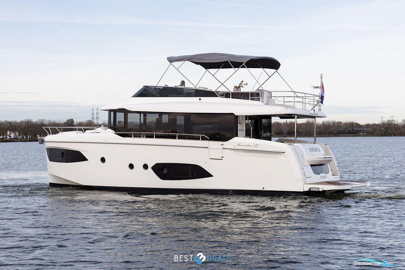 Absolute Navetta 52
