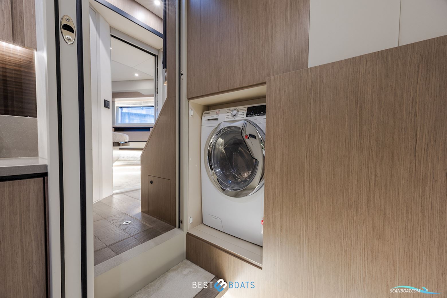 Absolute Navetta 52