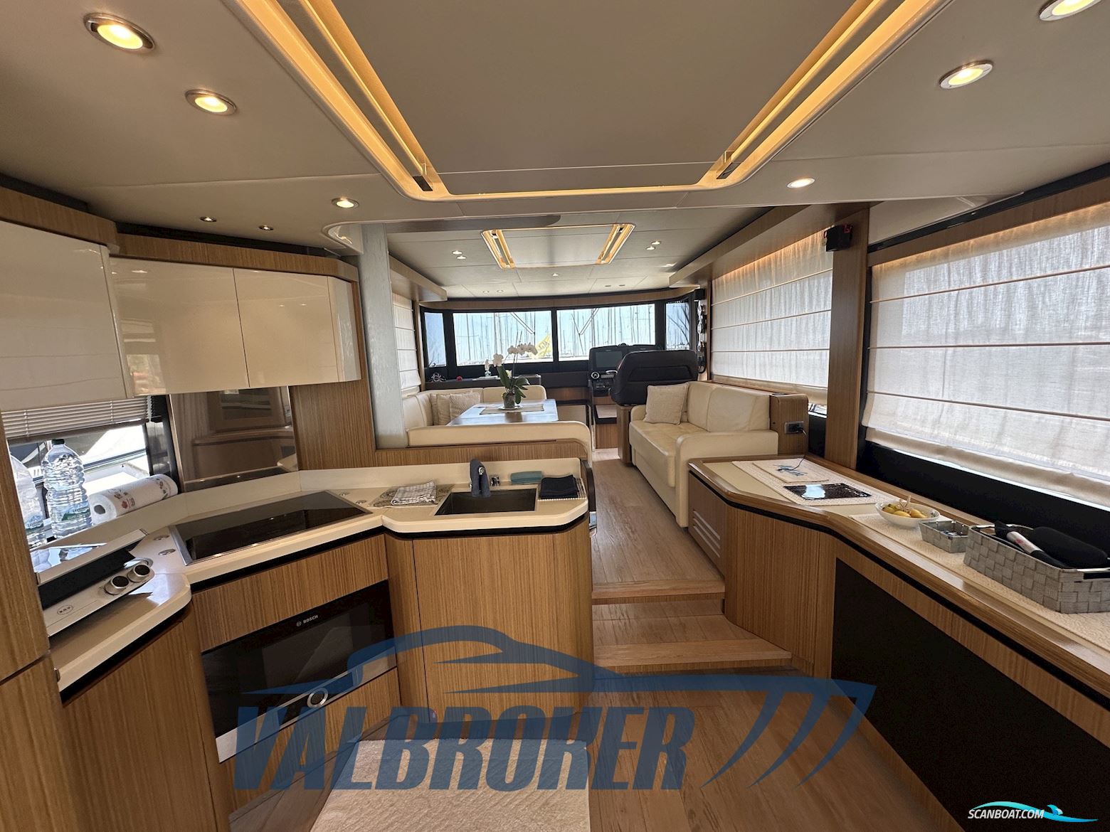 Absolute Navetta 52