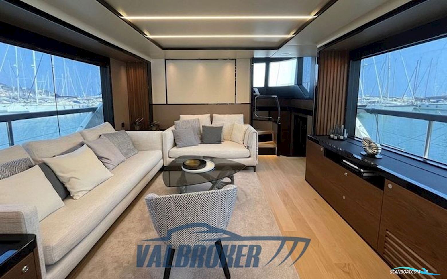 Absolute Navetta 68
