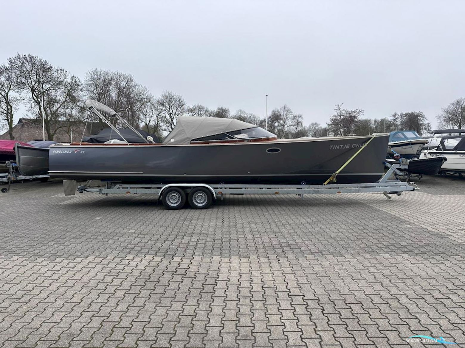 Admirals Tender  31 Fineliner by Van der Stadt