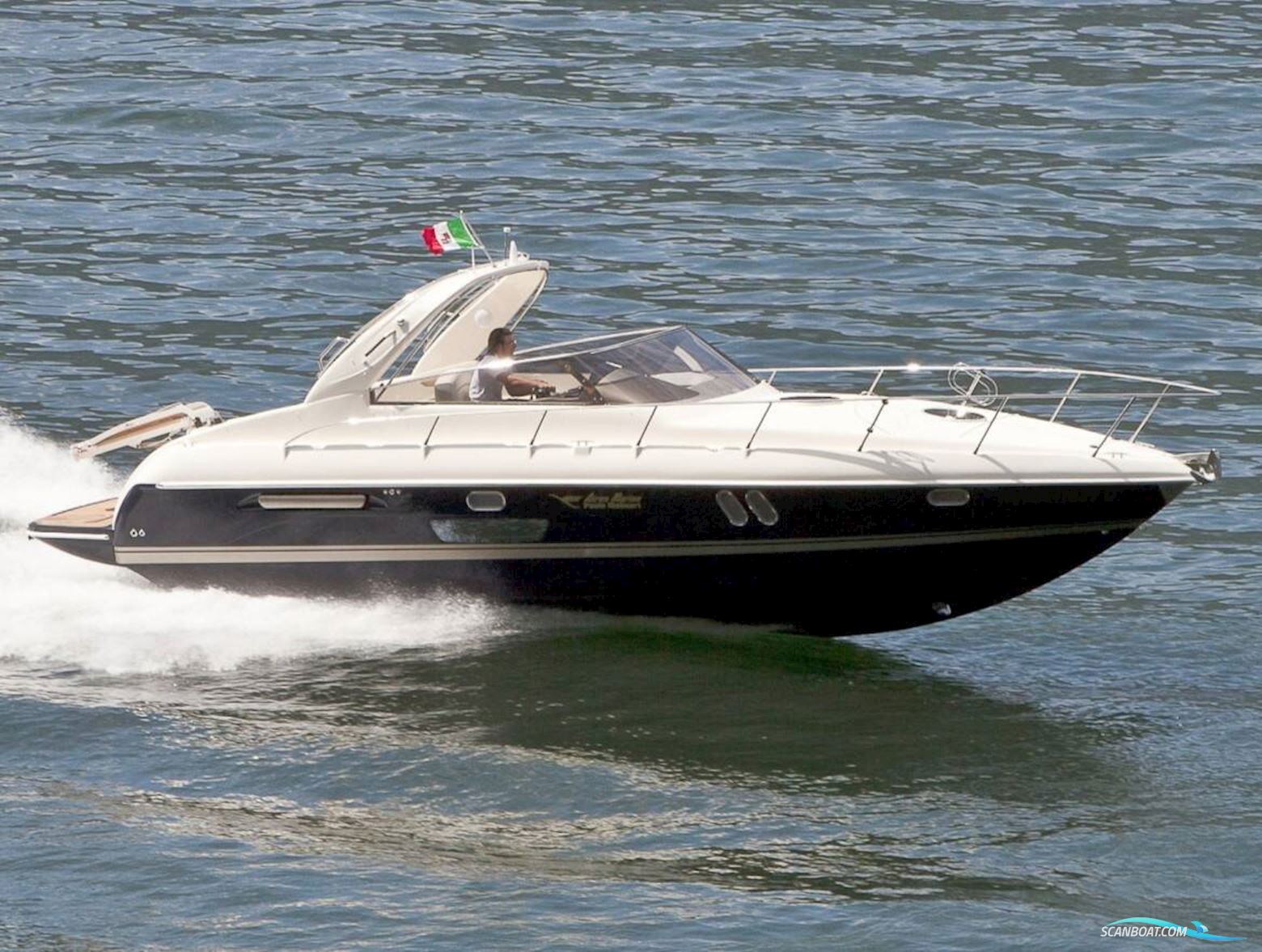 Airon Marine 345 Motorboten 2001, met Volvo Penta KAD 43P motor, France