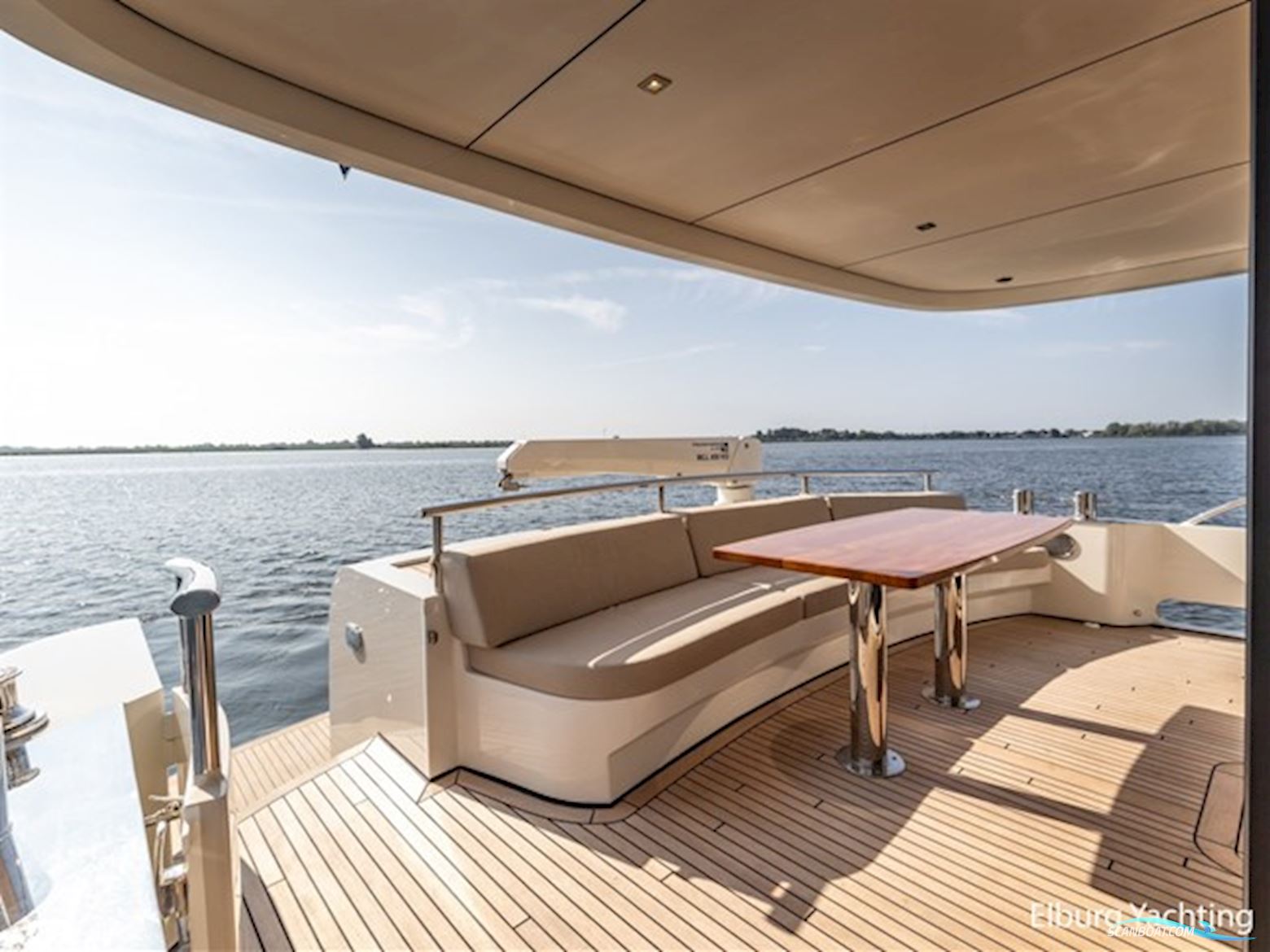 Alm Grand Voyager 65 