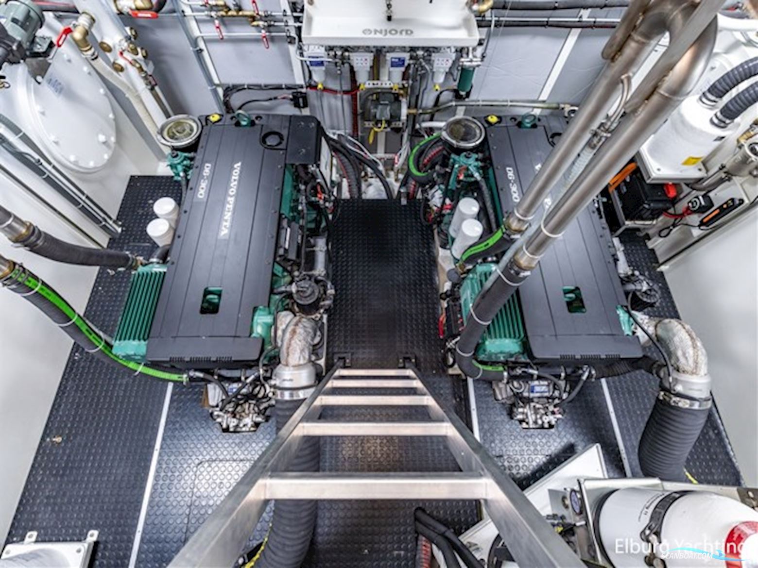 Alm Grand Voyager 65 