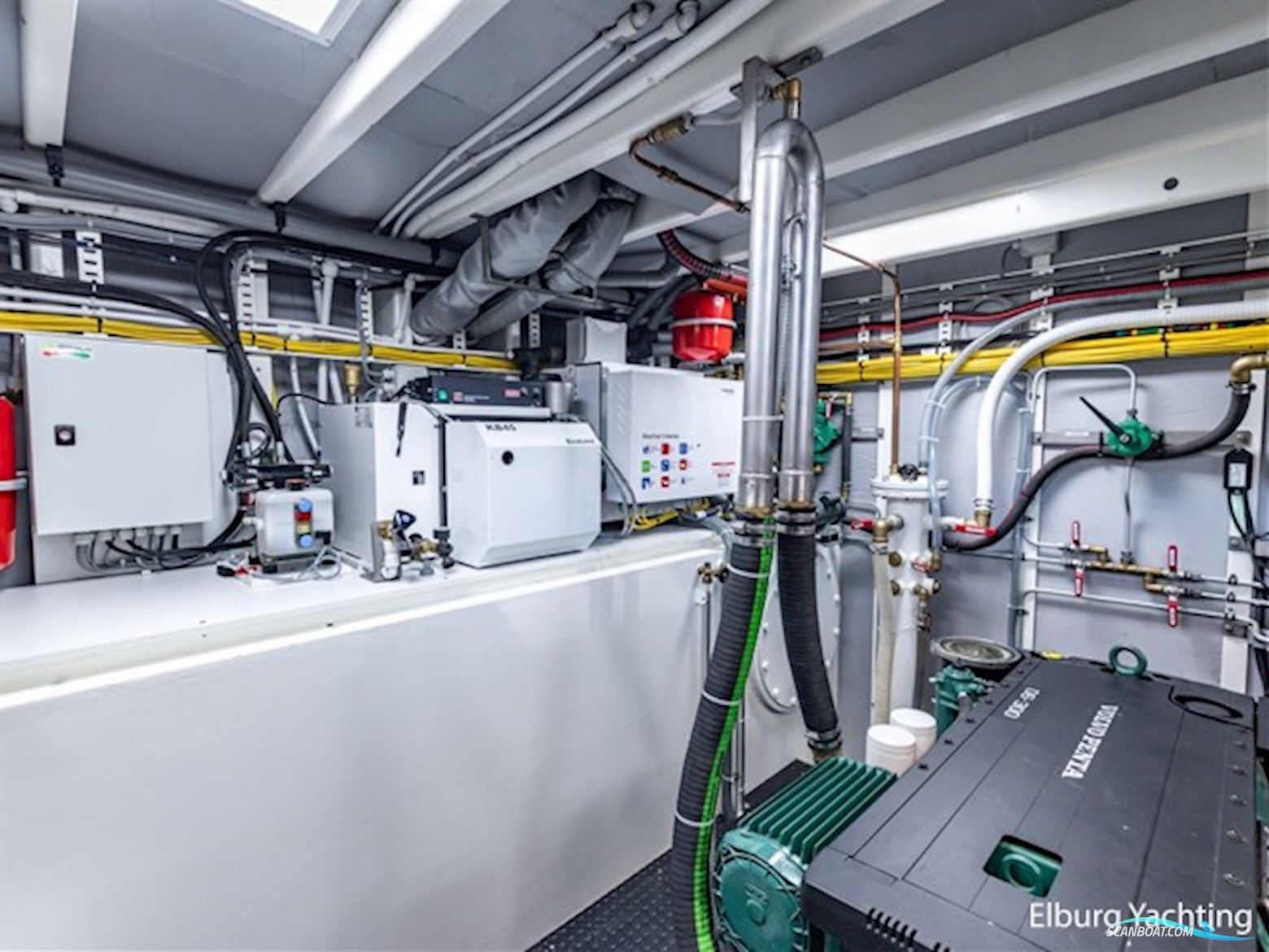 Alm Grand Voyager 65 