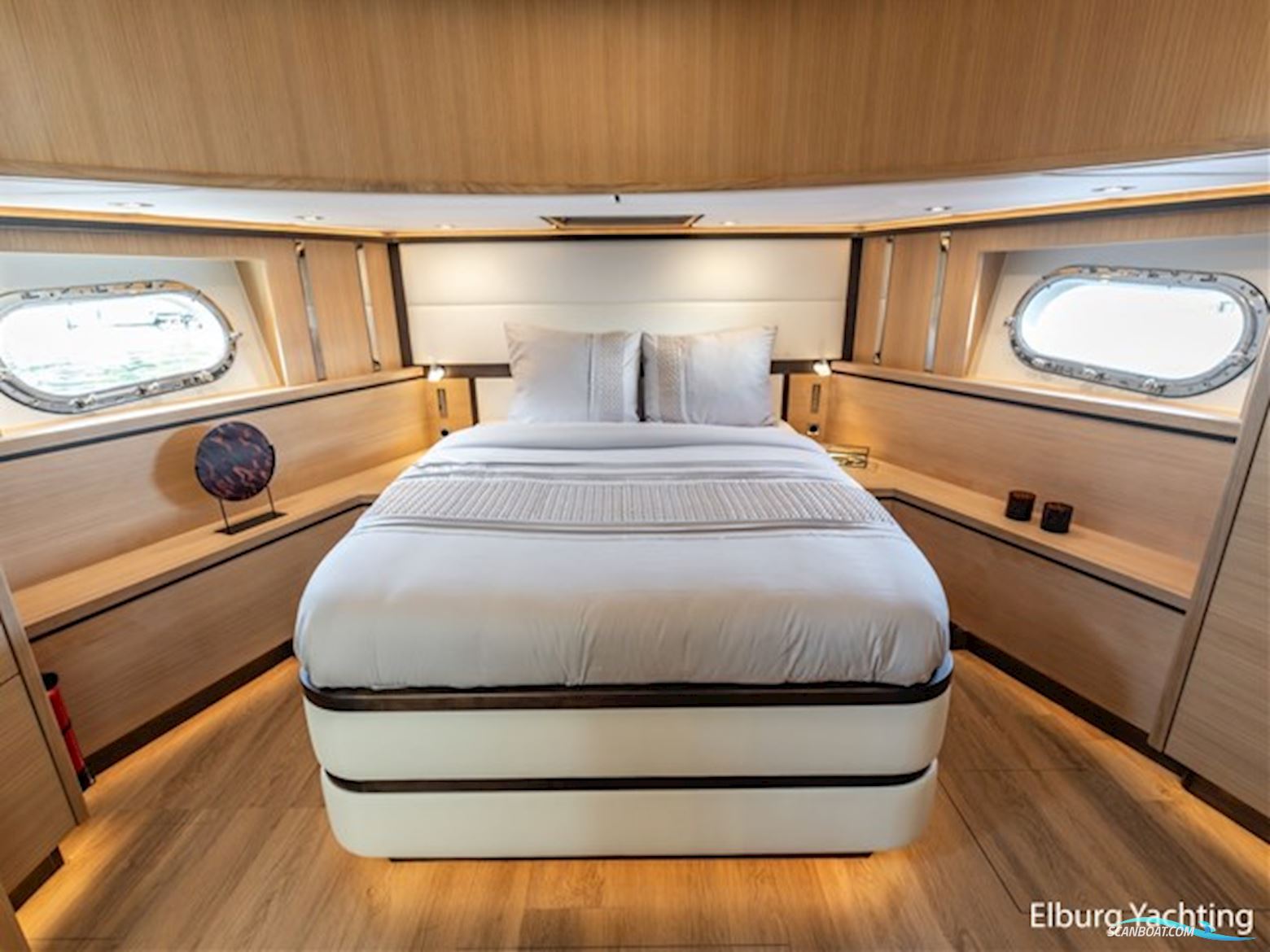 Alm Grand Voyager 65