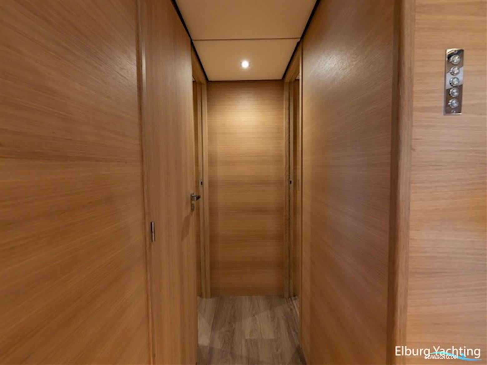 Alm Grand Voyager 65