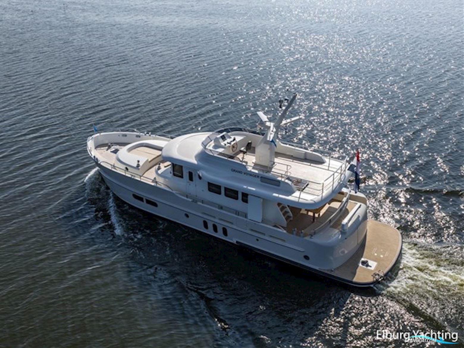 Alm Grand Voyager 65