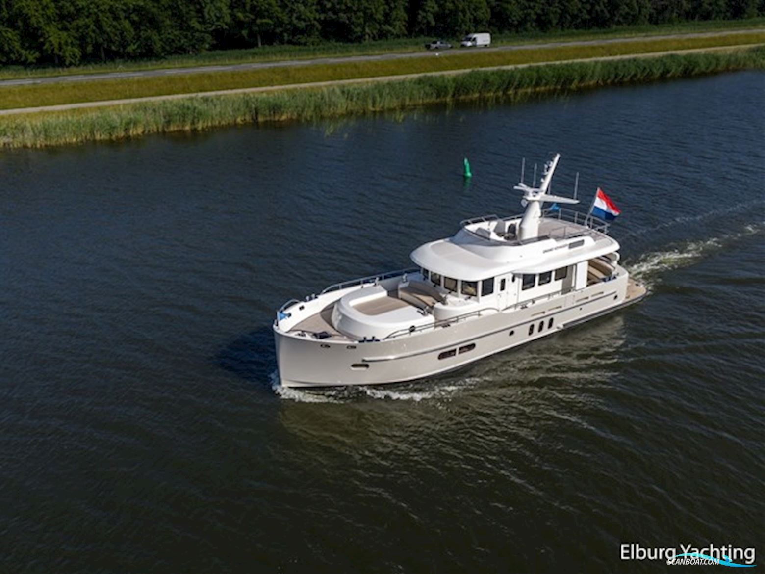 Alm Grand Voyager 65