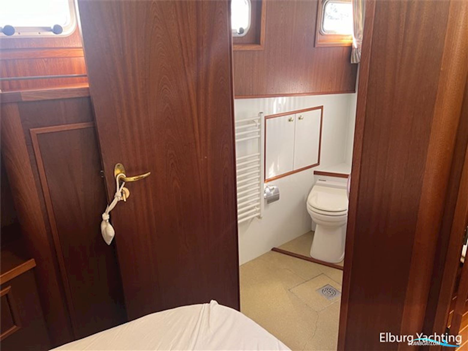 Alm Trawler - 13.20 AD 