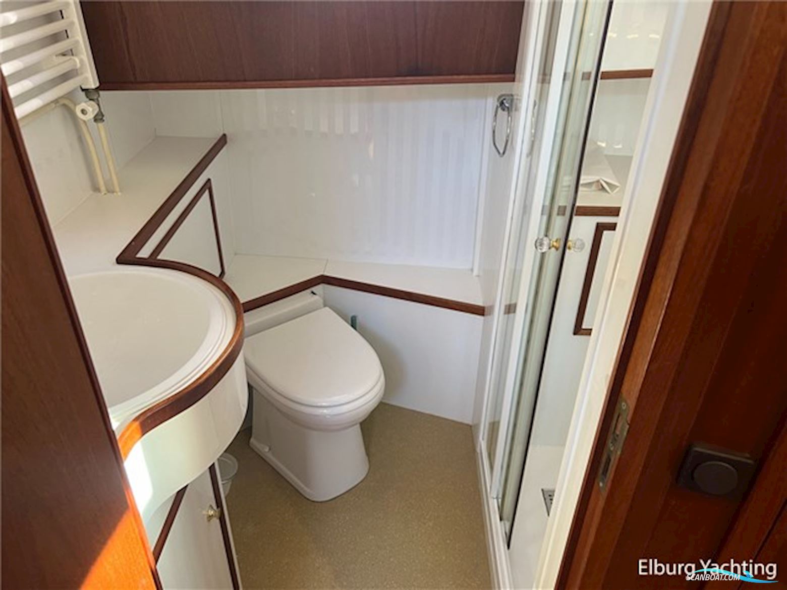 Alm Trawler - 13.20 AD