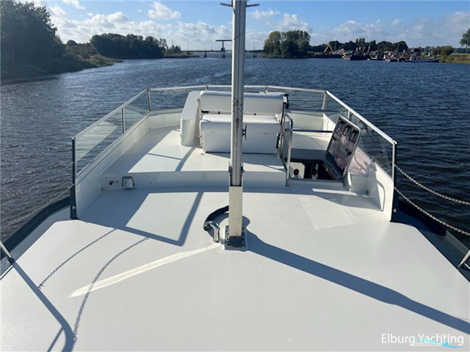 Alm Trawler - 13.20 AD