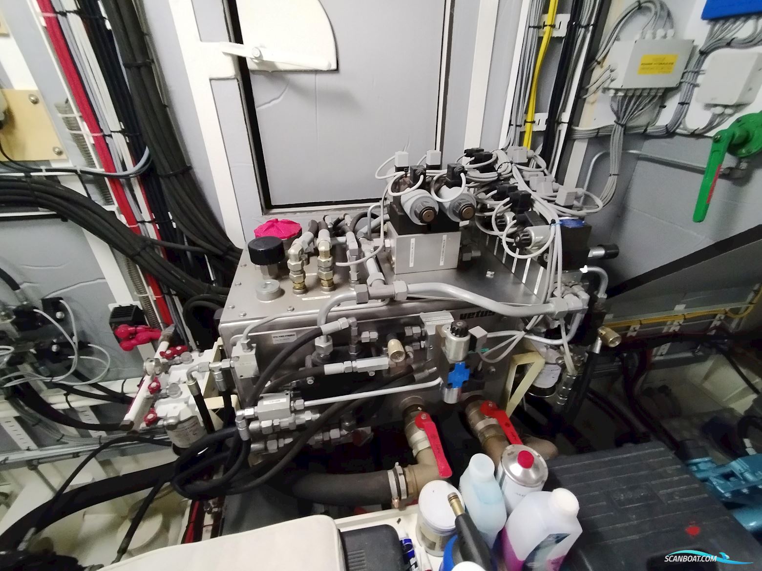 Alm Trawler Delfino 65