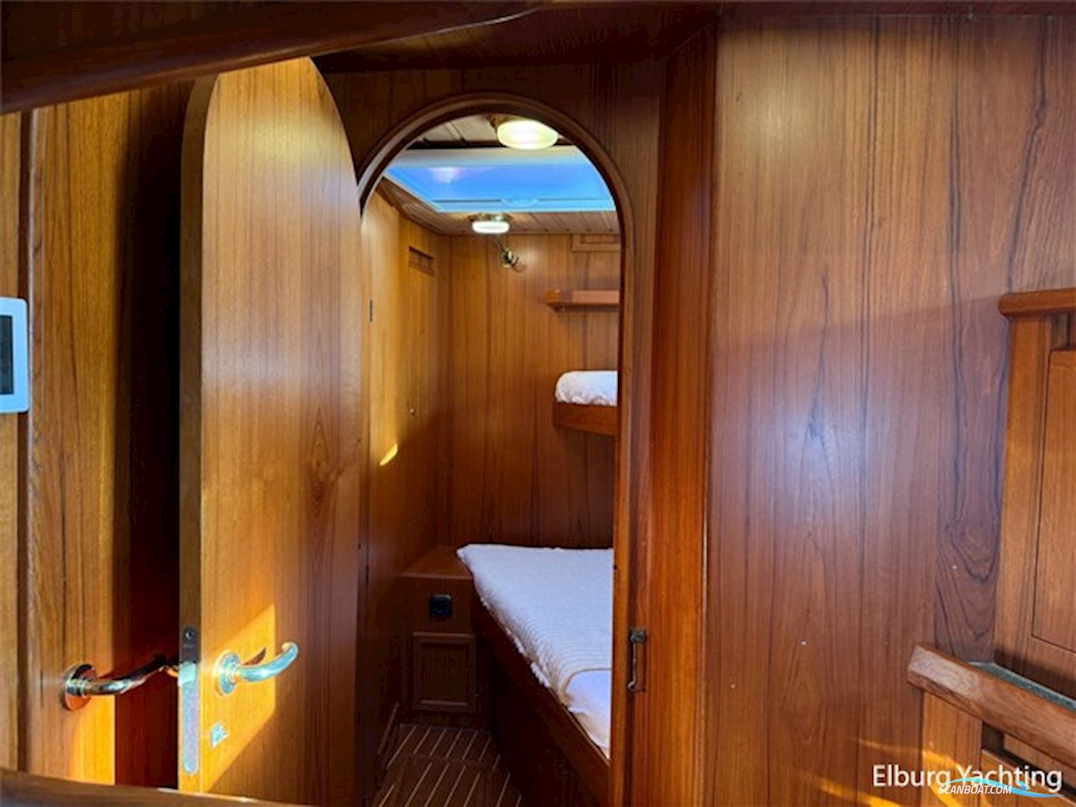 Altena 45 Blue Water Trawler - Stabilizers