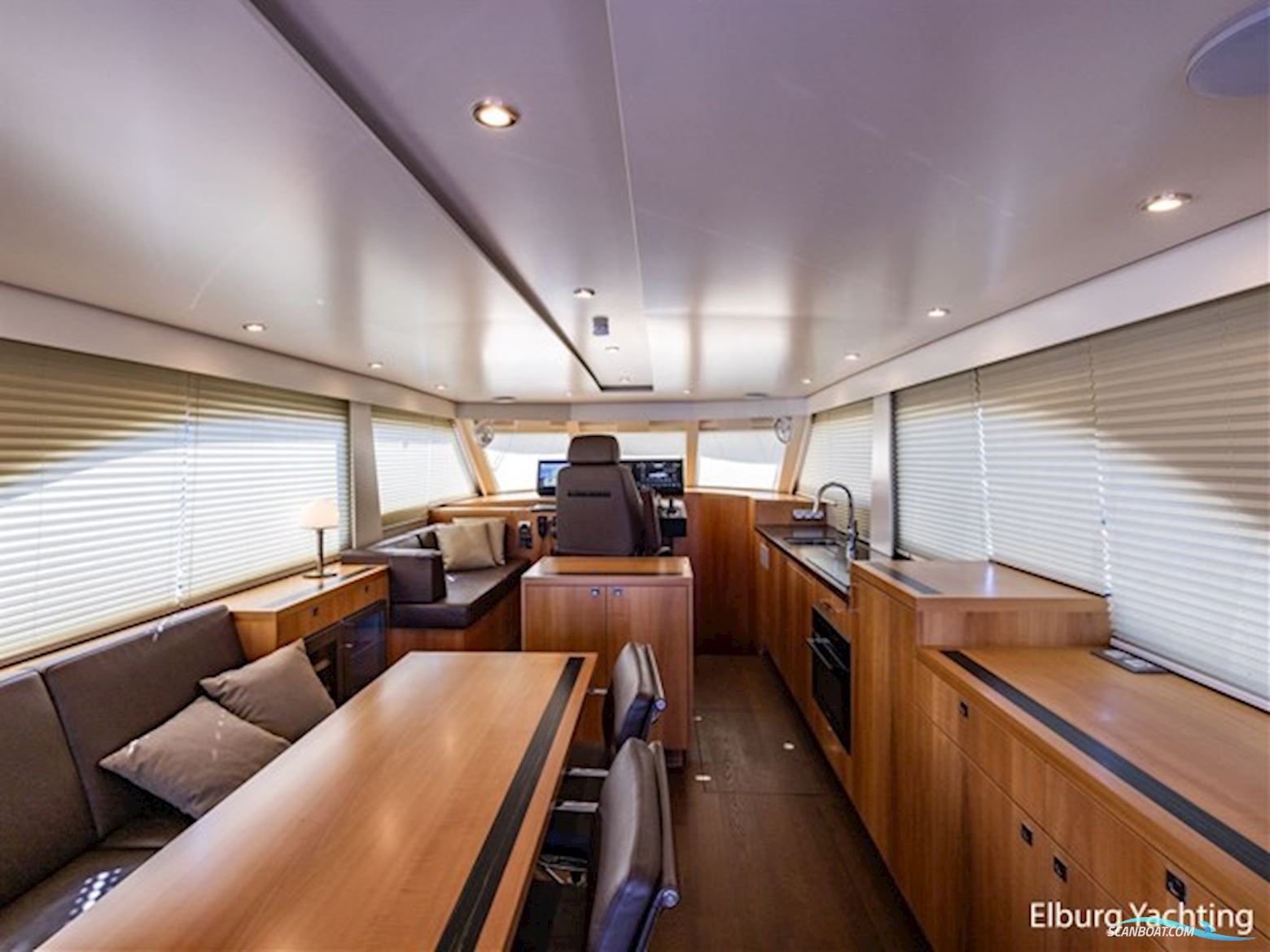 Altena 52 - Aluminium - Fast Going