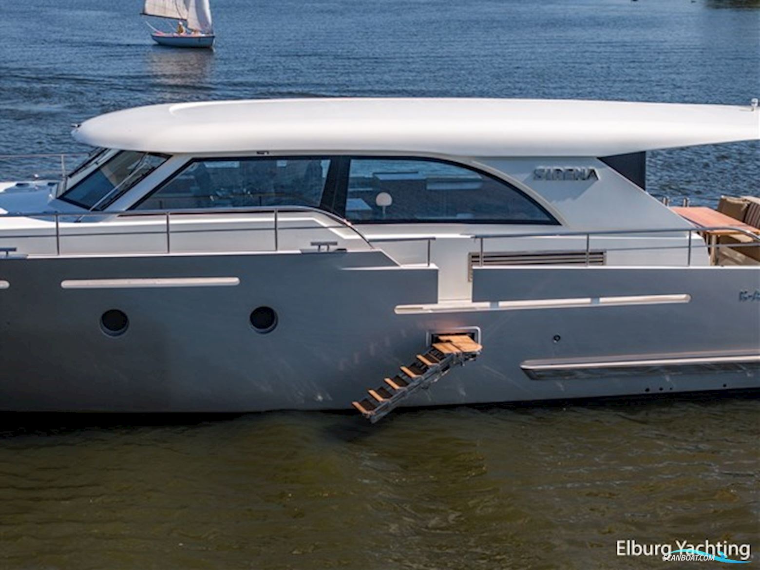 Altena 52 - Aluminium - Fast Going