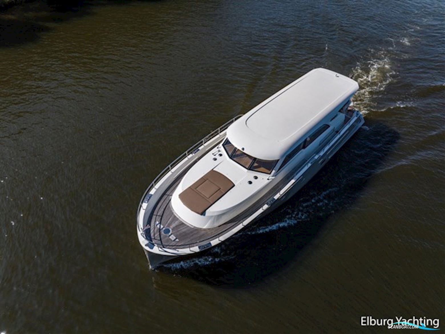 Altena 52 - Fast Going  - Aluminium
