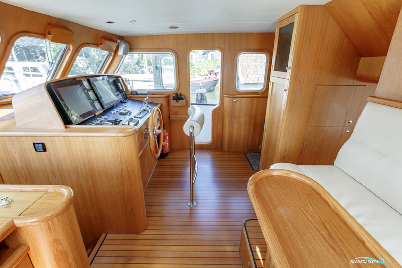 Altena 53 Custom Trawler