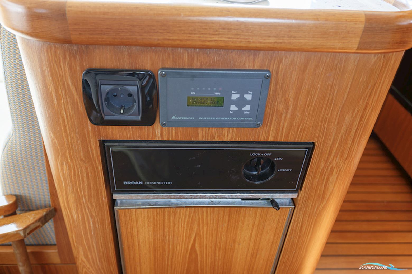 Altena 53 Custom Trawler