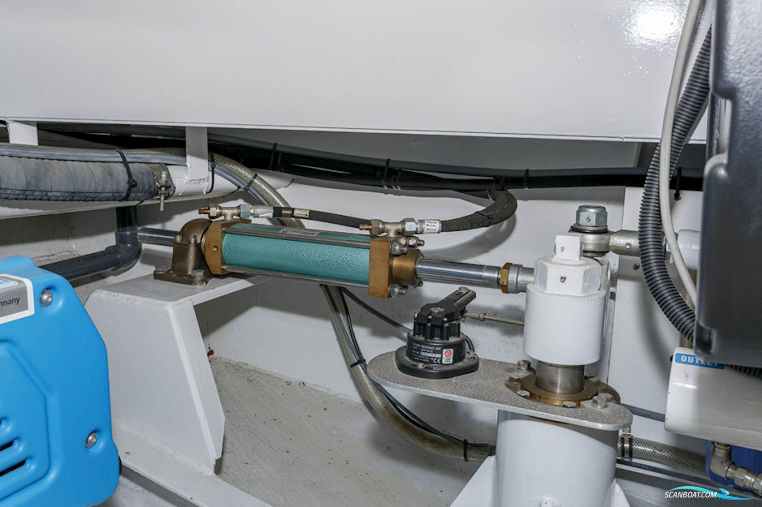 Altena 53 Custom Trawler